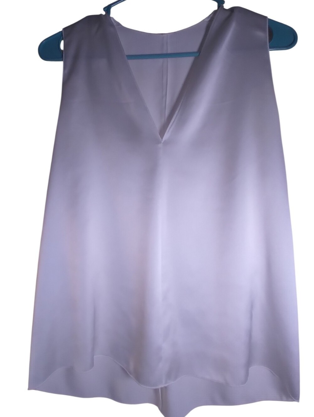 Lisa Sleeveless White V Neck Top Size S Baggy Minimalist Office Layering